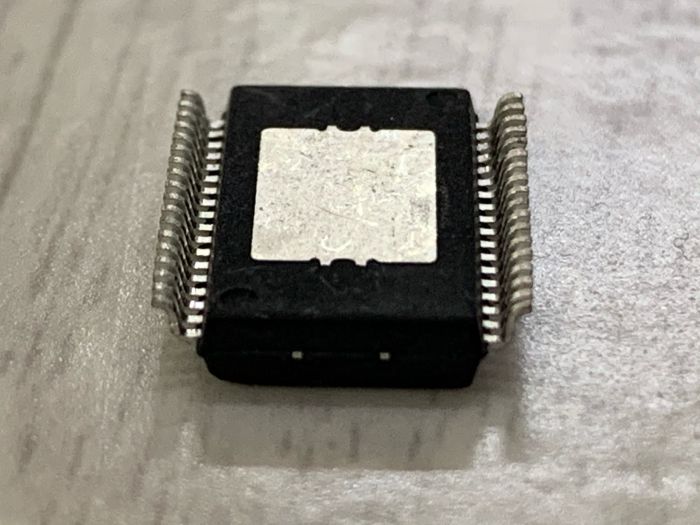 Микросхема Infineon TLE7263E