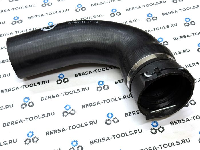 Нижний патрубок трубопровода наддувочного воздуха BMW E60, E61 (11617790090)