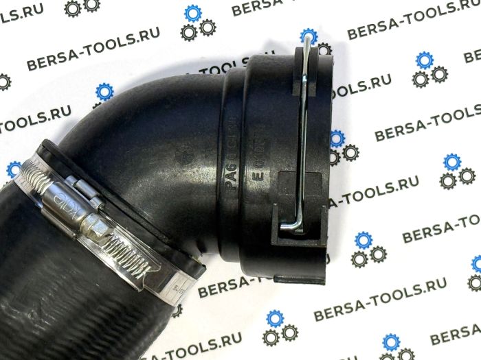 Патрубок системы турбонаддува BMW E46 11617799398