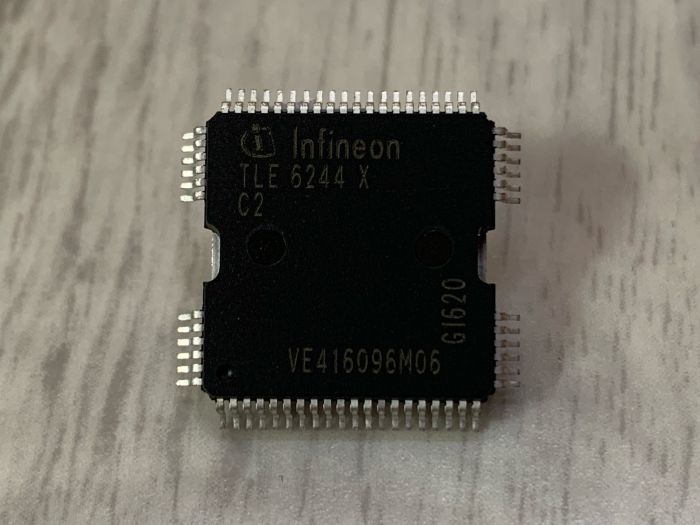 Микросхема Infineon TLE6244X C2