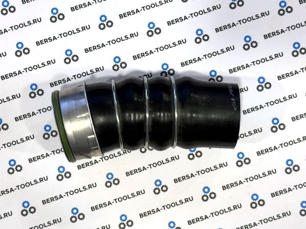 Патрубок трубопровода наддувочного воздуха BMW E90, E91 (11617795304)