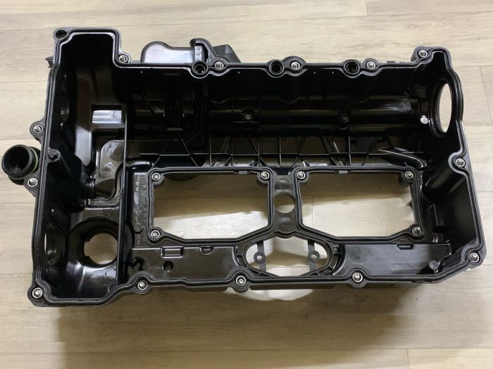 Крышка головки блока цилиндров BMW N20