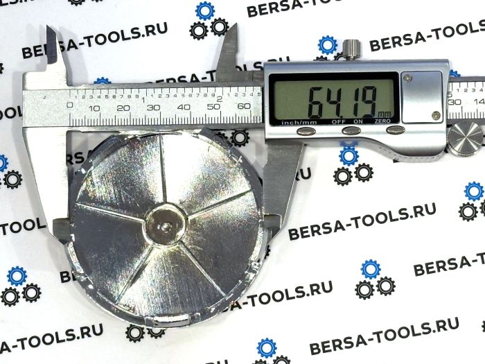 Эмблемы (колпачки) сине-белые в оригинальные колеса BMW (5 защелок)