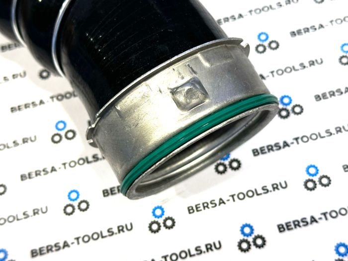 Патрубок интеркулера BMW E70, E71 (11617807985)