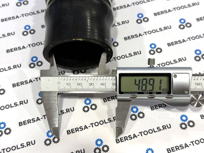 Патрубок трубопровода наддувочного воздуха BMW E90, E91 (11617795304)