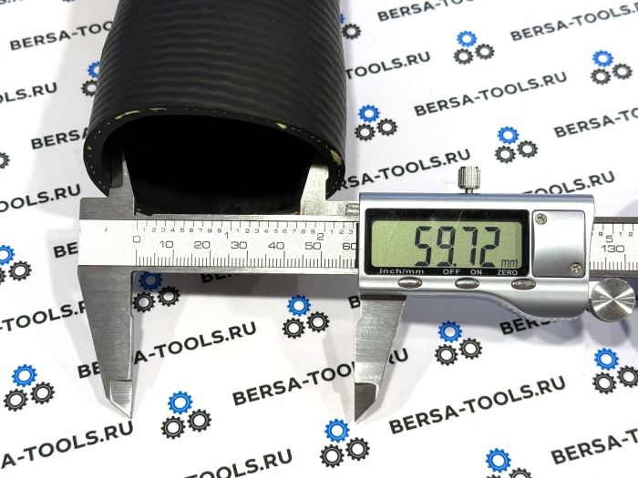 Нижний патрубок трубопровода наддувочного воздуха BMW E83 (11613415784)