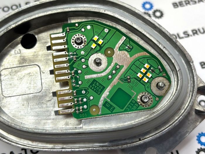 Светодиодный модуль BMW X7 G07 (2017-2020) (белый) левый (63119466175)