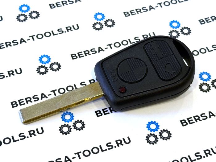 Трехкнопочный ключ с лезвием старого образца (HU58)