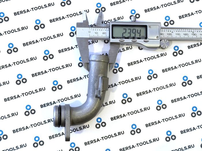 Алюминиевый фланец системы охлаждения Land Rover LR092130, Jaguar JDE38625