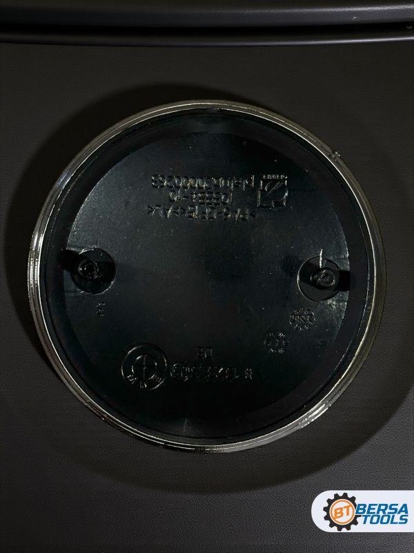 Эмблема BMW с надписью 82 мм (51148132375)