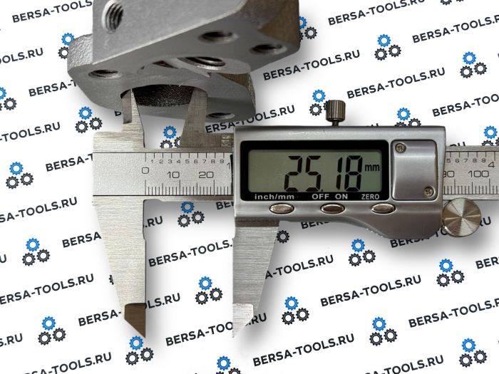 Чугунный выпускной коллектор VW 2.5 TDI (076253033, 076253031A)