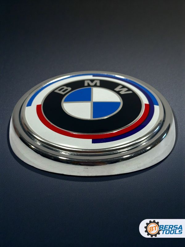 Эмблема багажника BMW X5 Е70 юбилейная (51147157696) 99 мм