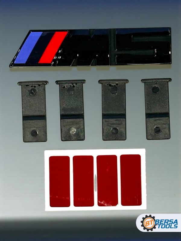 Эмблема-шильдик на решетку M5 BMW, 85 мм, черный