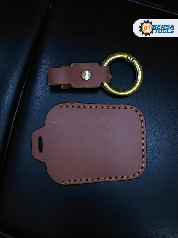 Кожаный чехол для ключа BMW i3, i8 коричневого цвета