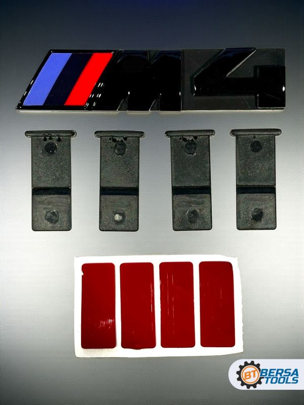 Эмблема-шильдик на решетку M4 BMW, 85 мм, черный