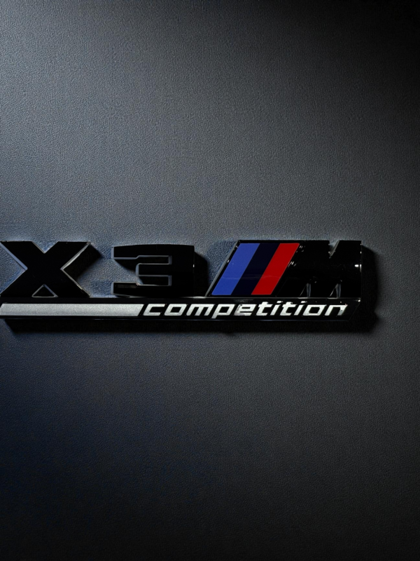 Эмблема пластиковая BMW X3 M Competition черный