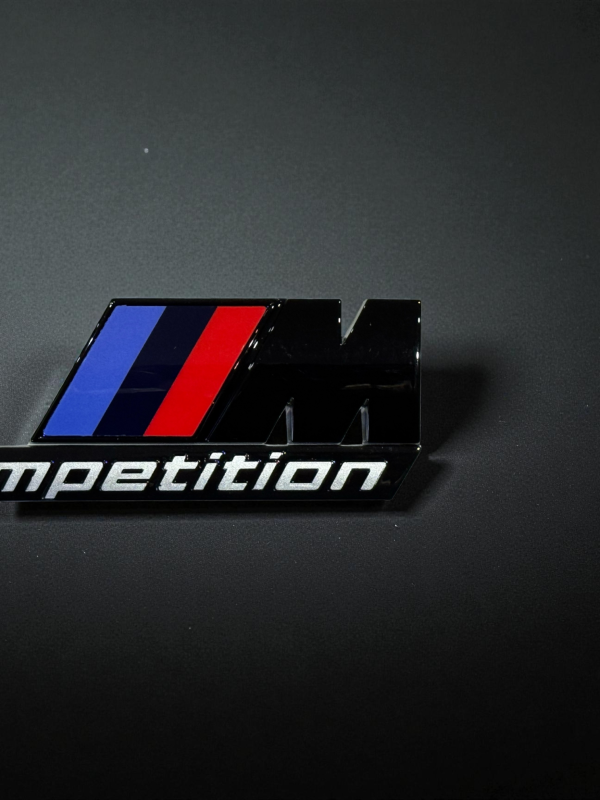 Эмблема пластиковая BMW X5 M Competition черный