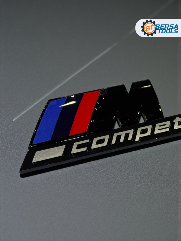 Эмблема пластиковая BMW M1 Competition черный