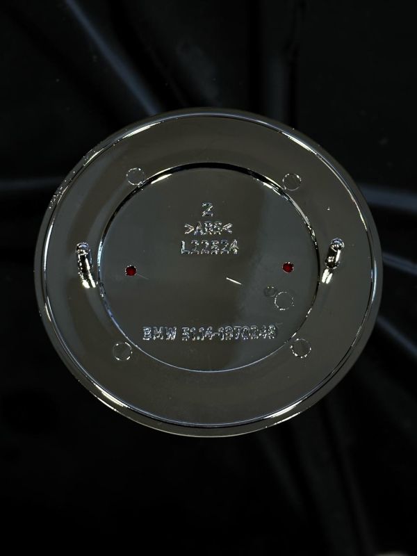 Эмблема BMW 78 мм (51141970248) сине-белая