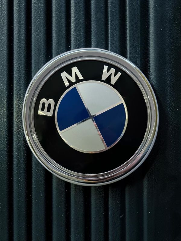 Эмблема BMW 99 мм (51147157696)