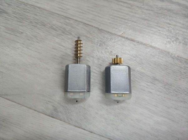 Моторчики замка багажной двери Mercedes W164, X164, W251, W211, S211, V251