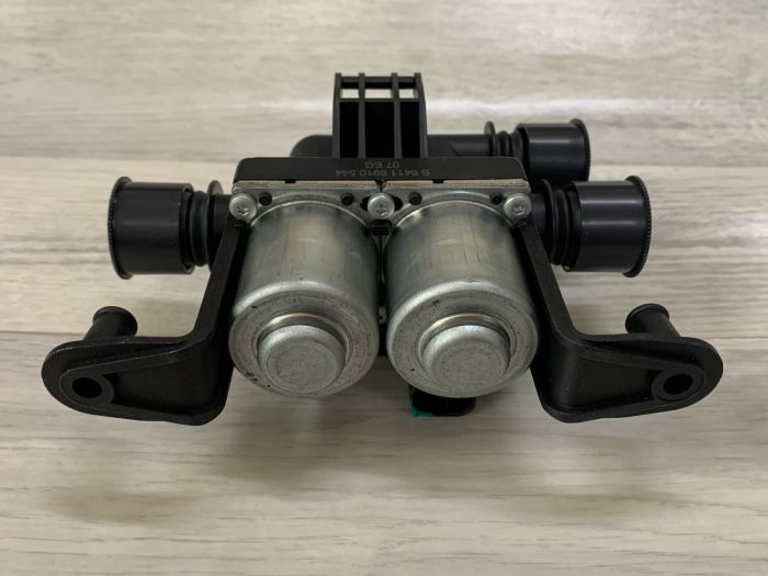 Клапан отопителя BMW Е53, Е70, E71, E72, F15, F16, F85, F86