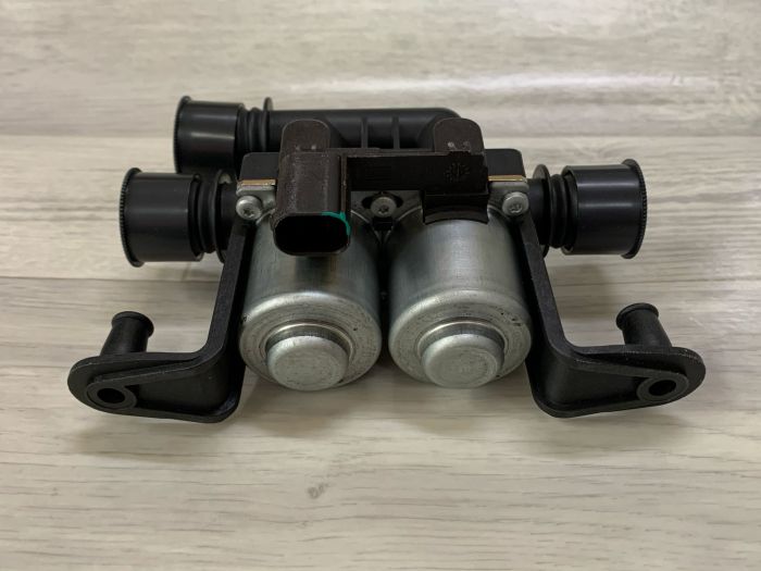 Клапан отопителя BMW Е53, Е70, E71, E72, F15, F16, F85, F86