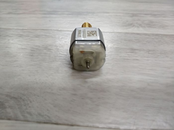 Моторчик блокировки руля ELV Mercedes W204 W207 W212
