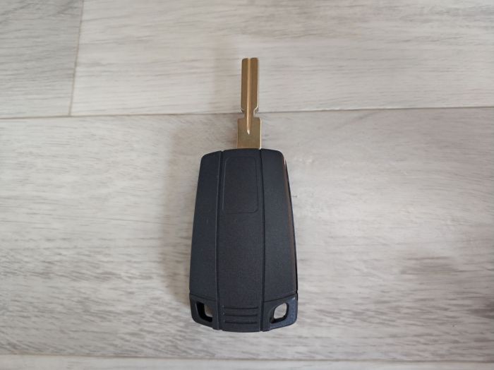 Выкидной ключ с лезвием старого образца (HU58)