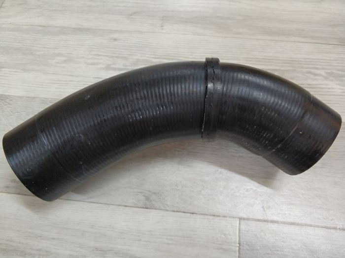 Патрубок трубопровода наддувочного воздуха BMW E46 (11617799397)