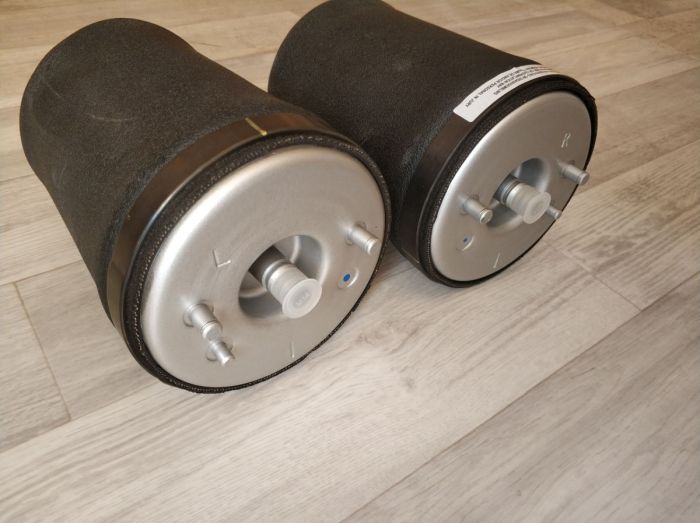 Пневмоподушка BMW E39 задняя