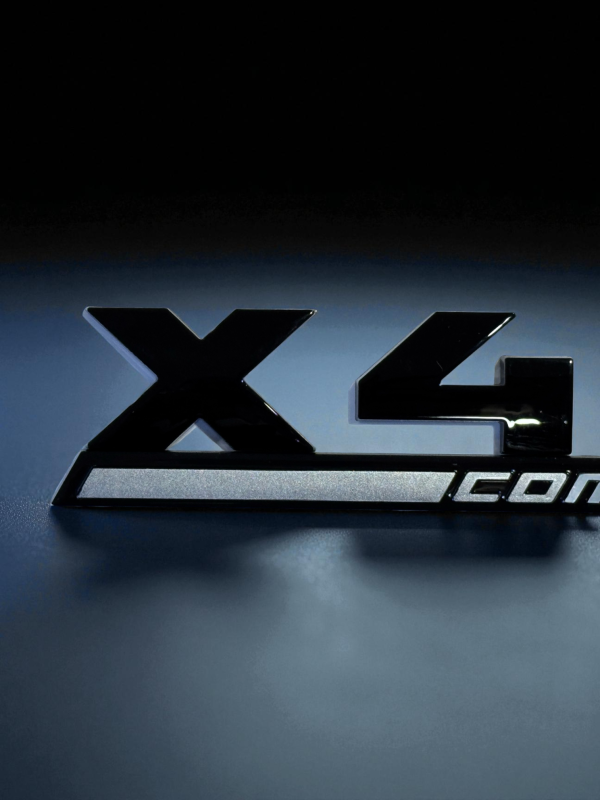 Эмблема пластиковая BMW X4 M Competition черный