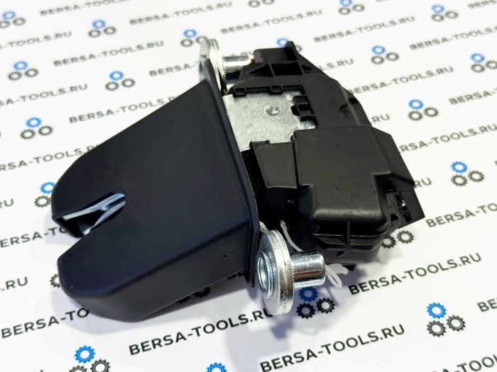 Замок крышки багажника VAG Volkswagen Polo, Skoda Fabia (6RU827505C)